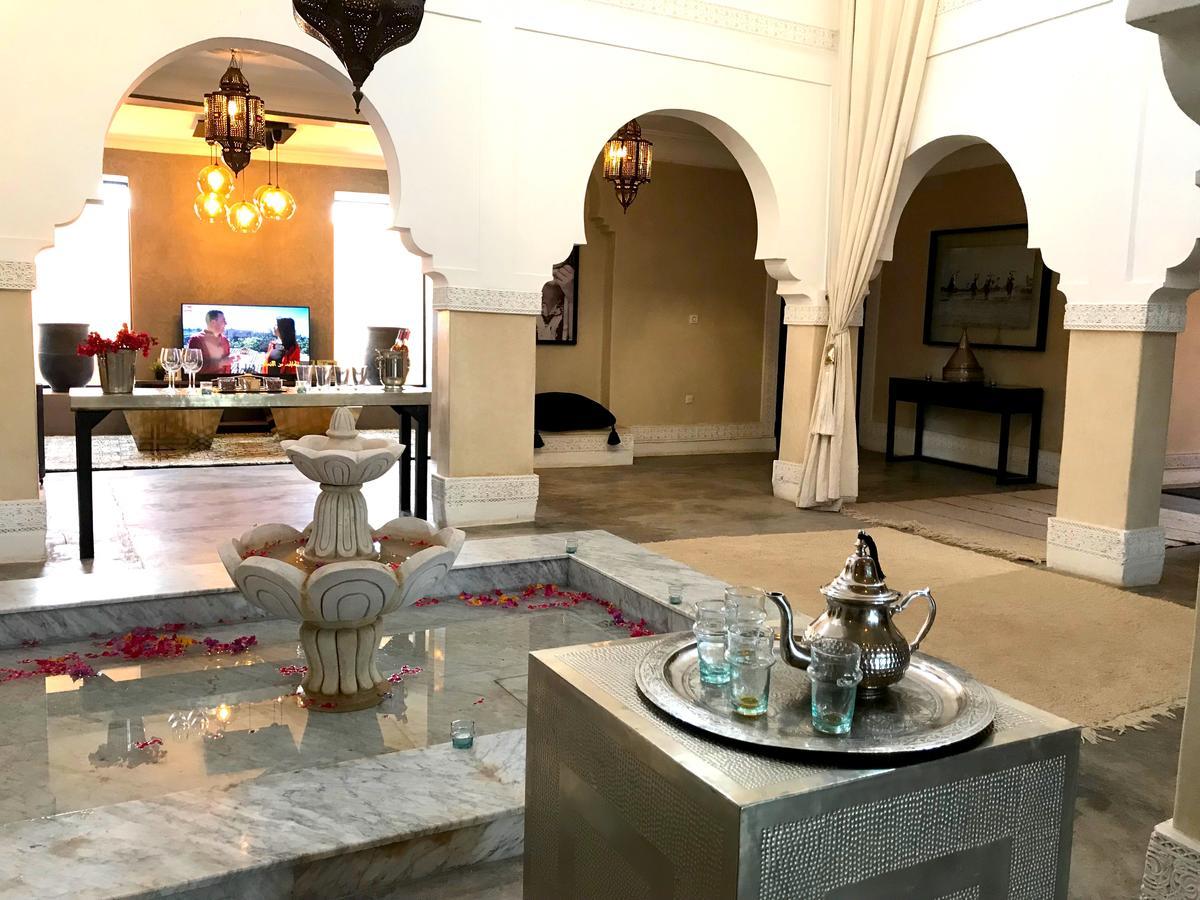 マラケシュ Palais Souadヴィラ エクステリア 写真
